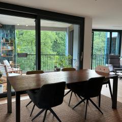 Luxury 2 Bedrooms, Stunning View, 10 Min to Center