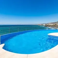 Beachhouse OceanBlue Duplex de lujo en primera línea con vistas espectaculares , Solárium privado y piscina by key wise