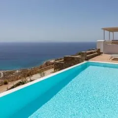 Renovated Luxury Oceanview Villa with Pool in Mykonos