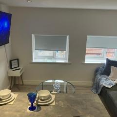 Cute, Comfortable & Classy Condo