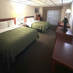 Sunflower Inn & Suites