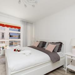 T3Appartement de luxe Croisette en face de la plage Martinez 80m2