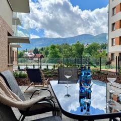 Apartament Lucky 7 z tarasem i widokiem na Śnieżkę, obok aquaparku, blisko do Wang by Apartamenty w Karkonoszach