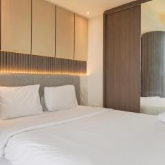 Modern Look and Comfy 2BR Gold Coast Apartment By Travelio