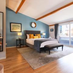 Principe Real Deluxe by Homing