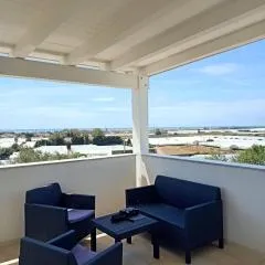 Mandulivi, chalet nel mandorleto e mansarda vista mare