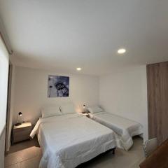 Apartaestudio moderno cerca al cable