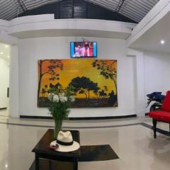 Hotel alferez del llano