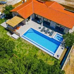 Villa Ceviziçi