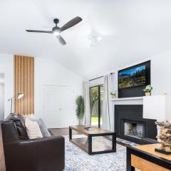 Cozy, Round Rock Retreat, Modern, Sleeps 10