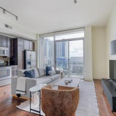 Heart of Downtown ATX 1br w pool doorman gym ATX-202