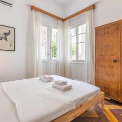 Amazing Centrally Located Apartment