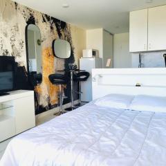 CAP D'AGDE Naturiste Heliopolis - PETIT CAPRICE