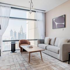 Blueground DIFC indoor pool gym lounge DXB-1522