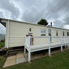 Family 3 Bedroom Caravan at Heacham Beach