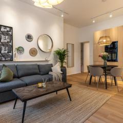 Boho Renovated Apartment Close to National Theather