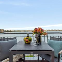 Waterfront Lounge