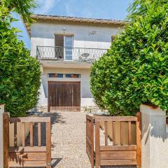 Cozy Apartment In Saint-Palais-Sur-Mer