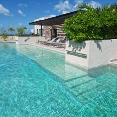 'Syrena Luxury Caribbean' Heart of Playa del Carmen - Fast Wi-fi - Sea Views
