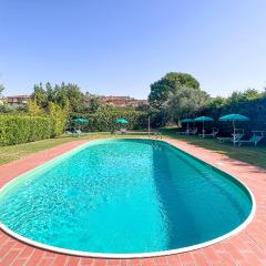 Lovely Apartment In Tuoro Sul Trasimeno With Wifi