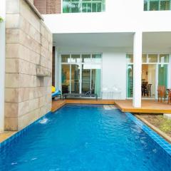 Oxygen 3BR Walk to Shops, Bars, Private Pool v113
