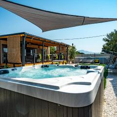 House Red Earth - Kastel Stafilic