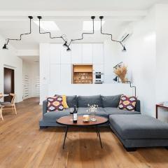 Penthouse - Heart of Cracow - Balcony - AC