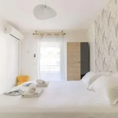 SELECT'soHOME - Appartement pour 4 personnes proche des commerces et de la plage du Lavandou ! - CAP AZUR