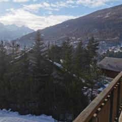 Charming duplex with 2 balconies and view