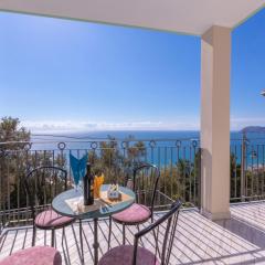 Serena 2 Amazing Sea View - Happy Rentals