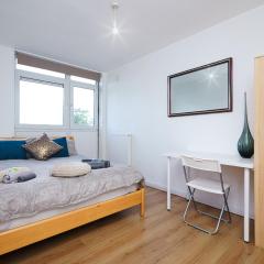 MODERN LONDON DOUBLE Bedroom