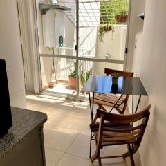 DEPA PEQUEÑO Y CONFORTABLE en inmejorable zona!