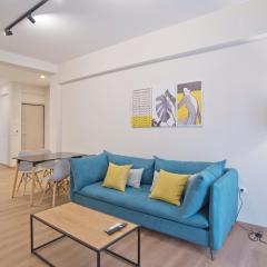 Athenian Escape 2BR, 2BA, Stylish Fully Reno Apt
