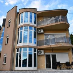 Apartment Germia