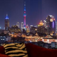 Book and Bed - Yuyuan Garden