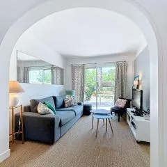 Jolie maison à 400m de la plage, proche centre-ville, avec terrasse et wifi gratuit - FR-1-361-55