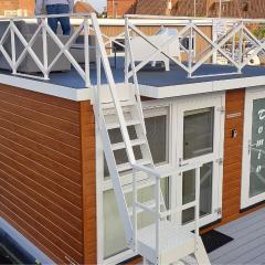 Houseboat Tomio NS001 near Amsterdam