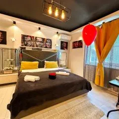 The Fame - Modern Studio in Top Location & Parking