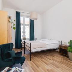 Family Apartment in Downtown Cracow by Rent like home
