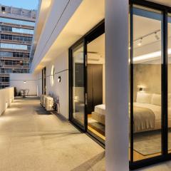 Central city penthouse with exquisite views