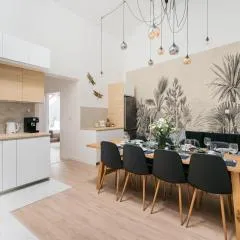 Dragonfly Old Town Apartment - LoftAffair