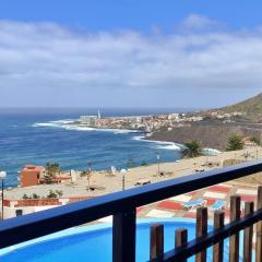 Atlantic Surfers Paradise Bajamar - Surf, Senderismo y Piscina