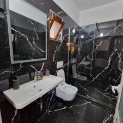 VILA Mina