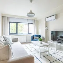 Modern Prime Location 1bed Bright Home! #243