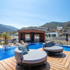 Modern 1BD 2BA, 2 Balconies, POOLS and GYM