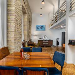 Christmas Market - Designer Aviator Loft - Basilica & Opera - Central Budapest