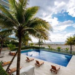 Morros Vitri Beachfront & 2 Bedrooms