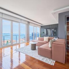 Modern Duplex Bosphorus View Apartment with Teracce