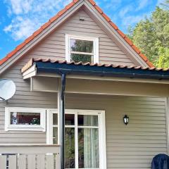 6 person holiday home in Leikanger