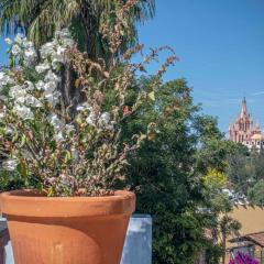 Spacious Centro Gem, Garage Jacuzzi, Near Rosewood